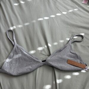 SKIMS Women's bikini top NYU SILVER NEVER WORN - NO LONGER SOLD IN STORES